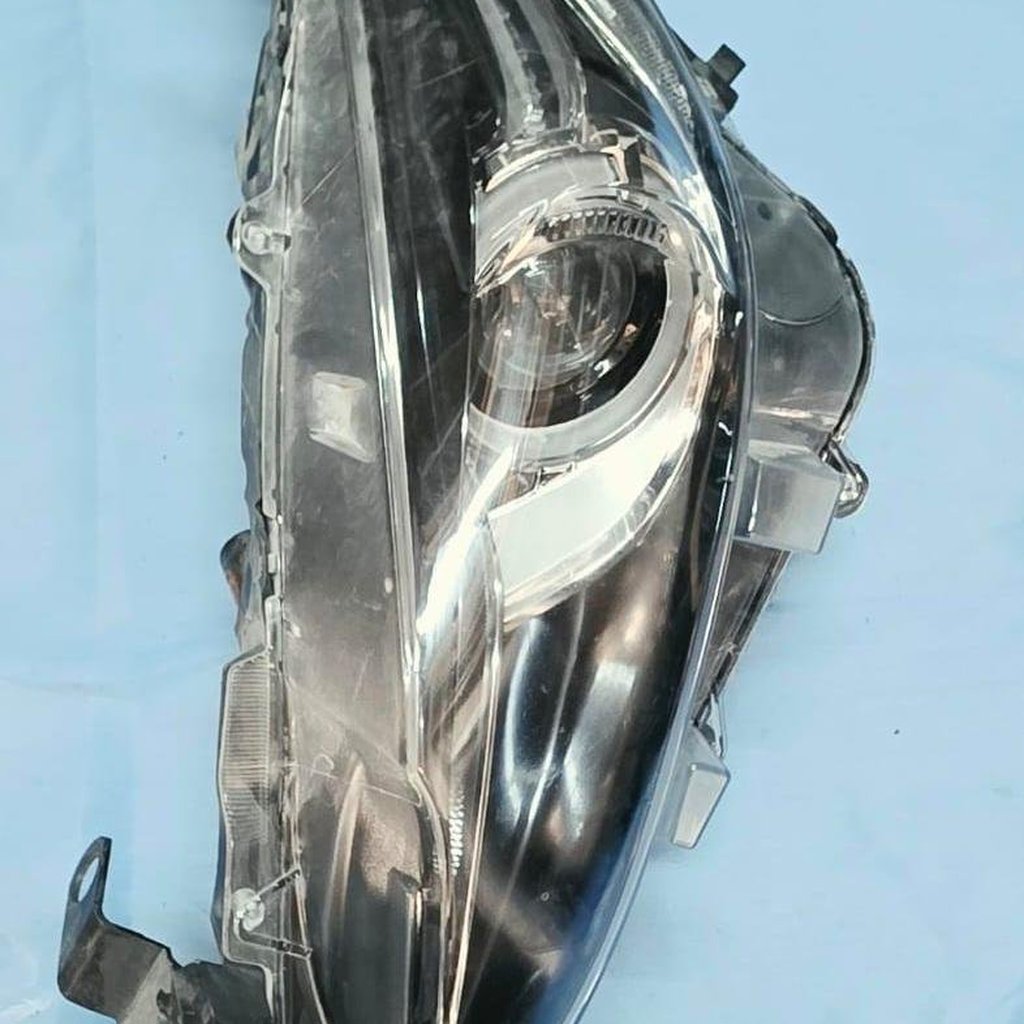 Mazda Axela Headlight – Letter F, Genuine Used (2015)